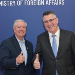 İsrail&rsquo;in 'en b&uuml;y&uuml;k dostu' bu kez ne getirdi? Graham'ı &ouml;ve &ouml;ve bitiremediler