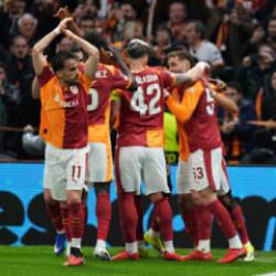 İtalya'nın en &uuml;nl&uuml; gazetesi Juventus'a tepkili! Attıkları manşette Galatasaray &ouml;vg&uuml;s&uuml;