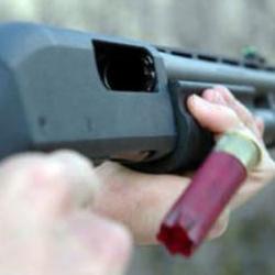 Kocaeli'de cıvata kavgasında kan aktı! Kuzenini t&uuml;fekle ağır yaraladı