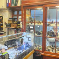 L&uuml;ks saatlerin tamirinde İstanbul'a yurt dışından talep 