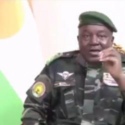 Nijer lideri Tiani isyan etti: B&ouml;lgeyi Fransız ve Ukraynalı askerler ele ge&ccedil;irdi