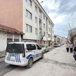  Pencereden d&uuml;şen 11 yaşındaki Umut, ağır yaralandı