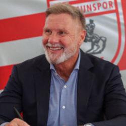 Samsunspor yeni hocasını resmen duyurdu! Alman hoca hedefini a&ccedil;ıkladı