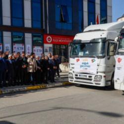 Sultanbeyli&rsquo;de STK&rsquo;lar Gazze, Sudan ve Suriye&rsquo;ye 5 tır yardım g&ouml;nderdi