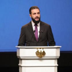 Suriye&rsquo;de yeni d&ouml;nemin kodları! Şara'dan ezber bozan &ccedil;ıkış