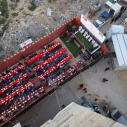 T&uuml;rk Kızılay, Gazze&rsquo;de yerinden edilen Filistinlilere iftar programı d&uuml;zenledi