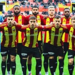 Zor g&uuml;nlerden ge&ccedil;en Kayserispor son galibiyetini 2025'te aldı