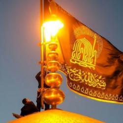 İran'da siyah bayrak g&ouml;ndere &ccedil;ekildi