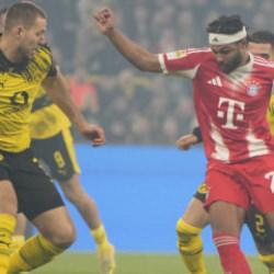 5 goll&uuml; derbide Bayern, Dortmund'u 87'de yıktı
