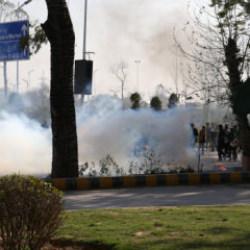 ABD-İsrail protestosu! Konsolosluğa girmeye &ccedil;alıştılar: 9 kişi &ouml;ld&uuml;