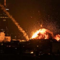 ABD-İsrail, İran'ı vurdu, savaş başladı! İran f&uuml;zeleri Tel Aviv'i vurdu