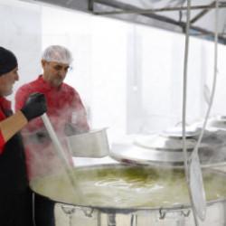 Bağcılar Belediyesi'nden 5 bin aileye &uuml;cretsiz alışveriş imkanı