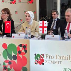 Bakan G&ouml;ktaş, Macaristan&rsquo;da d&uuml;zenlenen &ldquo;Aile Odaklı Zirve&rdquo;de konuştu