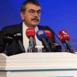 Bakan Tekin'den sert tepki: Bunların dertleri laiklik değil İslam!