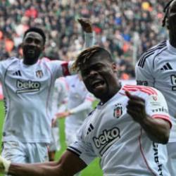 Beşiktaş 2 haftalığına yeni logo kullanacak