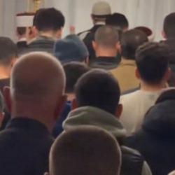 Bilal Erdoğan, &Uuml;sk&uuml;p'te teravih namazını kıldırdı