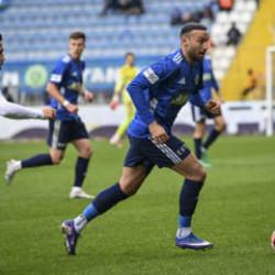 &Ccedil;aykur Rizespor İstanbul deplasmanında 3 puanı 3 golle aldı