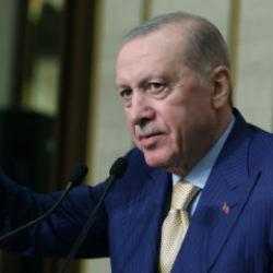  Cumhurbaşkanı Erdoğan'ı arkadaşları &ccedil;ocukluğunu anlattı!