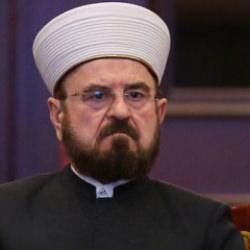 D&uuml;nya M&uuml;sl&uuml;man Alimler Birliği'nden &ccedil;ağrı: Allah i&ccedil;in, İslam i&ccedil;in savaşı durdurun