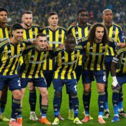 Fenerbah&ccedil;e'nin, Nottingham Forest ma&ccedil;ı kamp kadrosu belli oldu