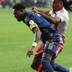 Fenerbah&ccedil;e'nin yıldızlarından şampiyonluk s&ouml;zleri: Yarış ortada