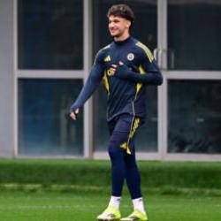 Galatasaray'la ipleri koparan &Ccedil;ağrı Hakan Balta resmen Fenerbah&ccedil;e'de! 