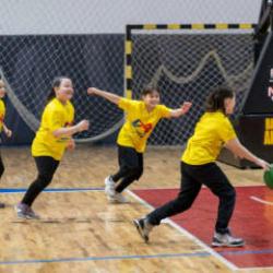 Her şeyi 4'le &ccedil;arpıyorlar: D&ouml;rd&uuml;zler basketbolda b&uuml;y&uuml;k gelişim g&ouml;steriyor