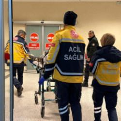 Dehşete d&uuml;ş&uuml;ren olay! V&uuml;cuduna &ccedil;amaşır suyu enjekte etti, hastaneye kaldırıldı