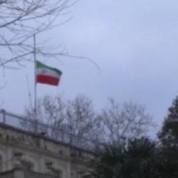 İstanbul'daki İran Başkonsolosluğu&rsquo;nda bayrak yarıya indirildi!