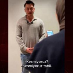 Mesut &Ouml;zil verdiği samimi cevaplarla g&ouml;n&uuml;lleri fethetti