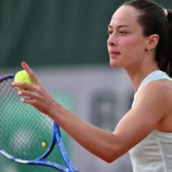 Milli sporcu ABD'li rakibini yendi! &Ccedil;eyrek finale y&uuml;kseldi