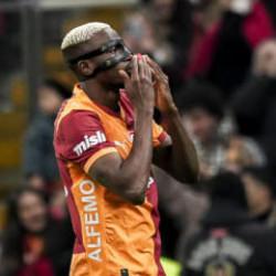 Osimhen'den derbi s&ouml;zleri! 'Bizi &ccedil;ok kaliteli bir takım bekliyor'