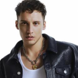 Şarkıcı Edis g&ouml;zaltına alındı