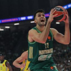 Yunan takımı, T&uuml;rk yıldızla yollarını ayırdı