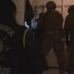 İstanbul'da su&ccedil; &ouml;rg&uuml;t&uuml;ne şafak operasyonu: 5 ş&uuml;pheli yakalandı