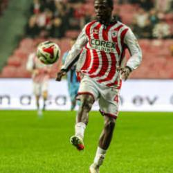 S&uuml;per Lig ekibinde b&uuml;y&uuml;k şok! Yeni transfer 8 hafta yok