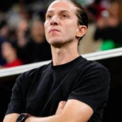 Alınmadık kupa bırakmadı! 8-0'lık galibiyet sonrası g&ouml;revine son verdiler