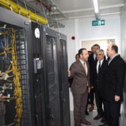 Başkan Altay, KOSKİ Mobil Veri Merkezini inceledi