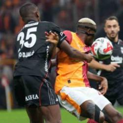 Beşiktaş, T&uuml;praş Stadyumu'nda Galatasaray&rsquo;a karşı &uuml;st&uuml;n