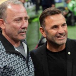 Beşiktaş'ın derbi kozu: Sergen Yal&ccedil;ın! Okan Buruk'a karşı &uuml;st&uuml;n