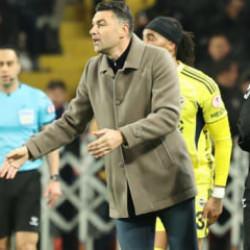 Burak Yılmaz: Onlara yalvarıyorum