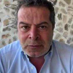 C&uuml;neyt &Ouml;zdemir: 14 &uuml;lkede bombalar patlarken T&uuml;rkiye'de olmak b&uuml;y&uuml;k bir şans