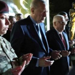 Şehit &Ouml;mer Halisdemir'in kızı Elif Nur Halisdemir bordo bereli oldu