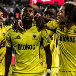 Gol olup yağdılar! Fenerbah&ccedil;e, T&uuml;rkiye Kupası'nda &ccedil;eyrek finale y&uuml;kseldi