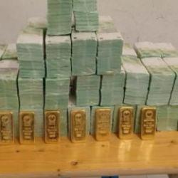 İki &uuml;lke arasında kriz: El konulan ara&ccedil;tan milyonlarca euro, dolar ve altın &ccedil;ıktı