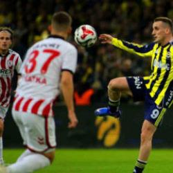 Kanarya 5 eksikle sahada! Fenerbah&ccedil;e-Samsunspor: Muhtemel 11'ler