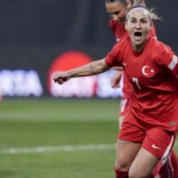 Milli Takım'dan 3 goll&uuml; galibiyet