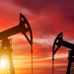 Orta Doğu'daki petrol krizi b&uuml;y&uuml;yor: T&uuml;rkiye'yi etkileyebilir!