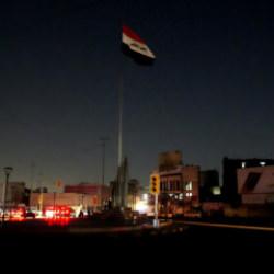 Savaş komşu &uuml;lkeyi sarstı! T&uuml;m &uuml;lke karanlığa b&uuml;r&uuml;nd&uuml;