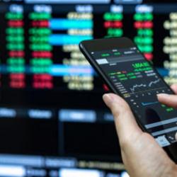 Savaşın g&ouml;lgesindeki piyasalarda yatırımcı ne yapmalı?